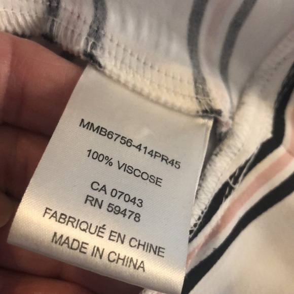 Belle Vere Sleeveless Double Layer A- Line Round Neck Top Size Medium - Picture 10 of 11